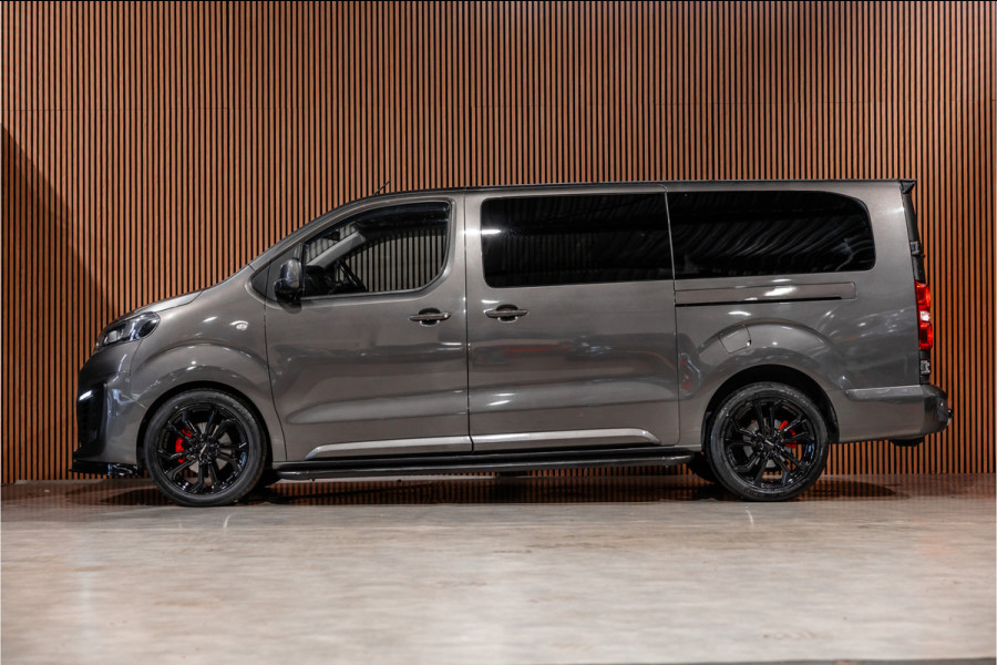 Opel Vivaro 2.0 CDTI 177 PK L3H1 DC Innovation | Marge | BTW & BPM Vrij | L+R Schuifdeur | CarPlay | Camera | Navigatie | Bi-Xenon | Blind Spot | Trekhaak | F1 Flippers | Cruise control | Nieuwe APK