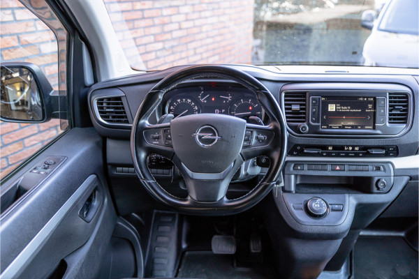Opel Vivaro 2.0 CDTI 177 PK L3H1 DC Innovation | Marge | BTW & BPM Vrij | L+R Schuifdeur | CarPlay | Camera | Navigatie | Bi-Xenon | Blind Spot | Trekhaak | F1 Flippers | Cruise control | Nieuwe APK