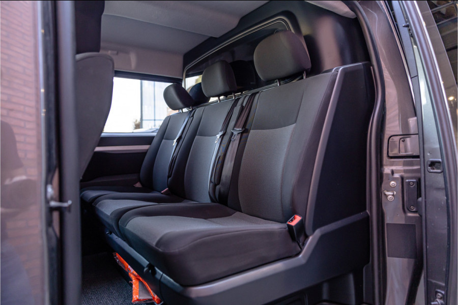 Opel Vivaro 2.0 CDTI 177 PK L3H1 DC Innovation | Marge | BTW & BPM Vrij | L+R Schuifdeur | CarPlay | Camera | Navigatie | Bi-Xenon | Blind Spot | Trekhaak | F1 Flippers | Cruise control | Nieuwe APK