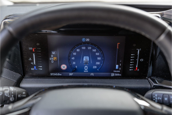 Ford Transit Custom 320 2.0 TDCI 170 PK Sport AWD | ACC | 360 Camera | Trekhaak | Blind Spot | Elek stoelen | CarPlay | Camera | Stoelverwarming | DAB | 3-Zitter | Dealer onderhouden | BPM Vrij
