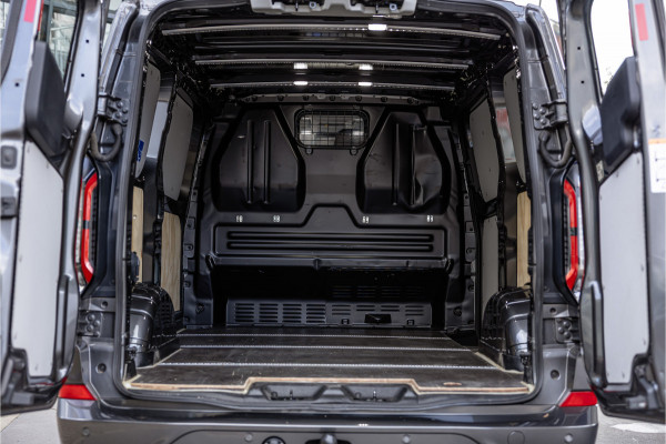 Ford Transit Custom 320 2.0 TDCI 170 PK Sport AWD | ACC | 360 Camera | Trekhaak | Blind Spot | Elek stoelen | CarPlay | Camera | Stoelverwarming | DAB | 3-Zitter | Dealer onderhouden | BPM Vrij