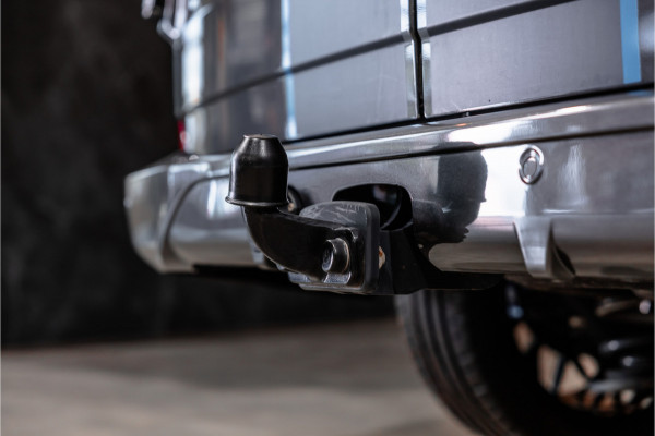 Ford Transit Custom 320 2.0 TDCI 170 PK Sport AWD | ACC | 360 Camera | Trekhaak | Blind Spot | Elek stoelen | CarPlay | Camera | Stoelverwarming | DAB | 3-Zitter | Dealer onderhouden | BPM Vrij