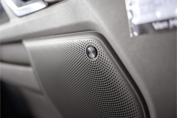 Ford Transit Custom 300 2.0 TDCI L2H1 Sport | L+R Schuifdeur | Bang & Olufsen | ACC | Blind Spot | Elek stoelen | CarPlay | Navigatie | LED | DAB | Stoelverwarming | Trekhaak | Dealer onderhouden | Verlengde fabrieksgarantie | BPM Vrij