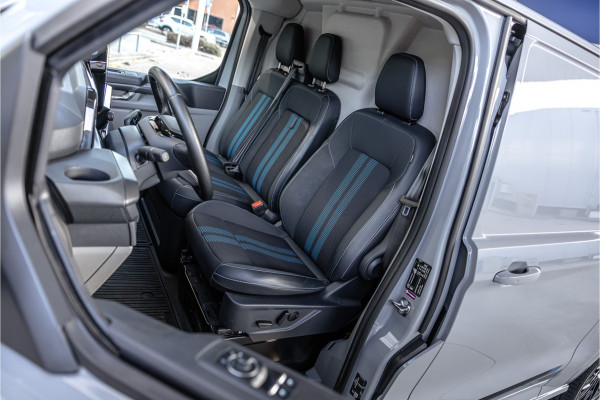 Ford Transit Custom 300 2.0 TDCI L2H1 Sport | L+R Schuifdeur | Bang & Olufsen | ACC | Blind Spot | Elek stoelen | CarPlay | Navigatie | LED | DAB | Stoelverwarming | Trekhaak | Dealer onderhouden | Verlengde fabrieksgarantie | BPM Vrij