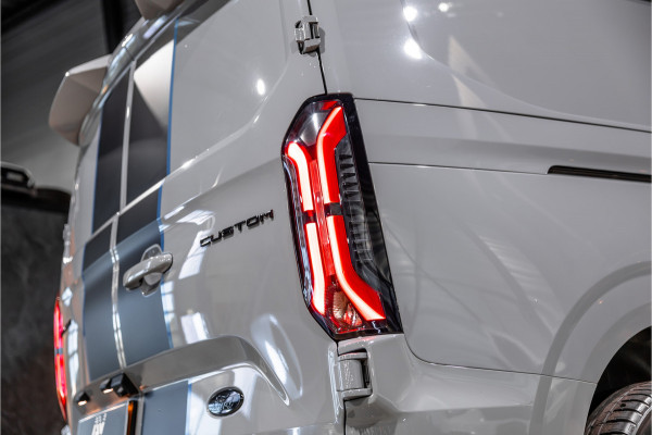 Ford Transit Custom 300 2.0 TDCI L2H1 Sport | L+R Schuifdeur | Bang & Olufsen | ACC | Blind Spot | Elek stoelen | CarPlay | Navigatie | LED | DAB | Stoelverwarming | Trekhaak | Dealer onderhouden | Verlengde fabrieksgarantie | BPM Vrij