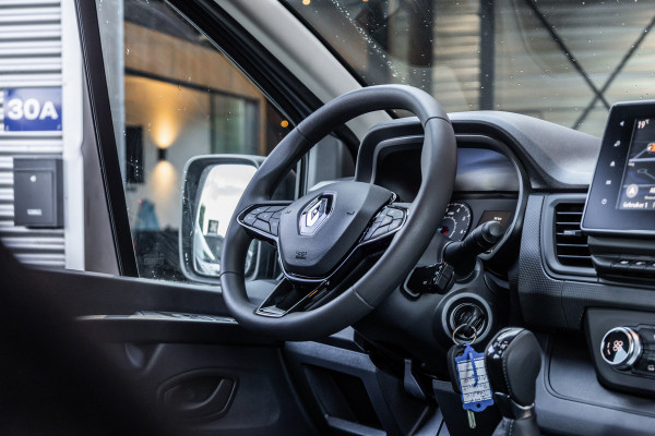 Renault Trafic 2.0 Blue dCi 170 PK L2H1 DC | Dubbel cabine | Camera | CarPlay | Navigatie | Betimmering | Trekhaak | Stoelverwarming | Virtual Cockpit | 5-Zitter| NAP Logisch