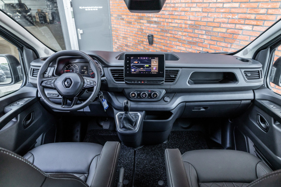 Renault Trafic 2.0 Blue dCi 170 PK L2H1 DC | Dubbel cabine | Camera | CarPlay | Navigatie | Betimmering | Trekhaak | Stoelverwarming | Virtual Cockpit | 5-Zitter| NAP Logisch