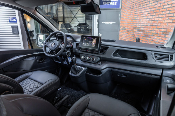 Renault Trafic 2.0 Blue dCi 170 PK L2H1 DC | Dubbel cabine | Camera | CarPlay | Navigatie | Betimmering | Trekhaak | Stoelverwarming | Virtual Cockpit | 5-Zitter| NAP Logisch
