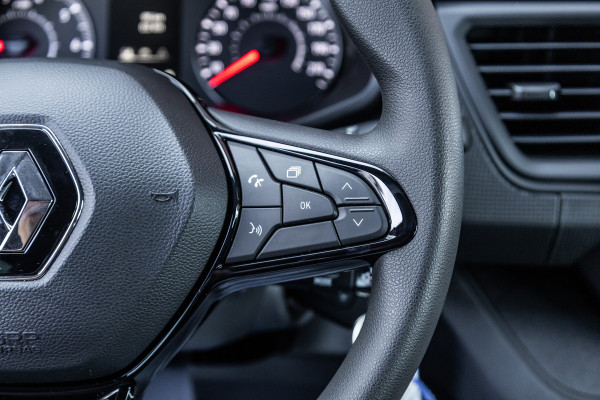 Renault Trafic 2.0 Blue dCi 170 PK L2H1 DC | Dubbel cabine | Camera | CarPlay | Navigatie | Betimmering | Trekhaak | Stoelverwarming | Virtual Cockpit | 5-Zitter| NAP Logisch