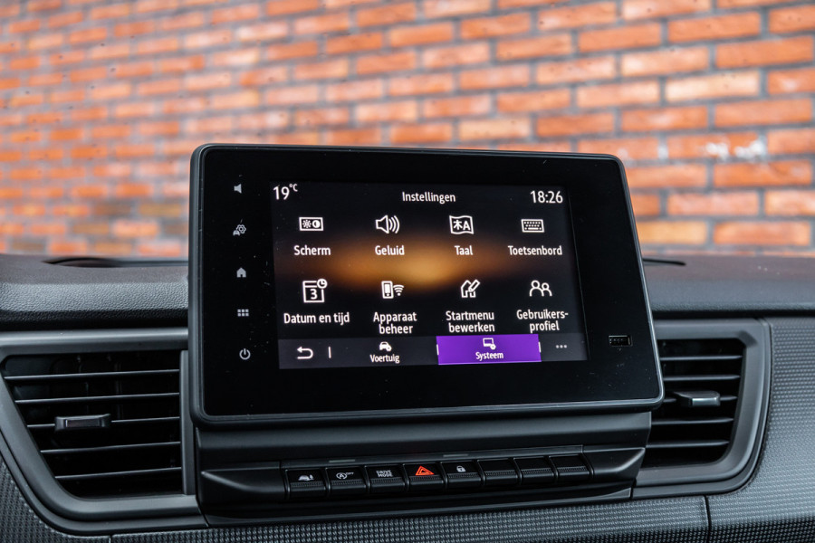 Renault Trafic 2.0 Blue dCi 170 PK L2H1 DC | Dubbel cabine | Camera | CarPlay | Navigatie | Betimmering | Trekhaak | Stoelverwarming | Virtual Cockpit | 5-Zitter| NAP Logisch