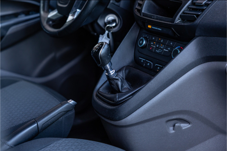 Ford Transit Connect 1.0 Ecoboost L2 | Cruise control | 3-Zitter | Stoelverwarming | PDC V+A | MF Stuur | Airco | Trekhaak | Elek spiegels | DAB | Nieuwe APK