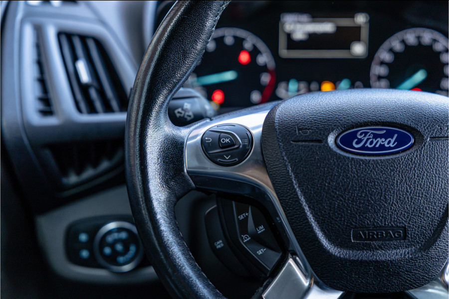 Ford Transit Connect 1.0 Ecoboost L2 | Cruise control | 3-Zitter | Stoelverwarming | PDC V+A | MF Stuur | Airco | Trekhaak | Elek spiegels | DAB | Nieuwe APK