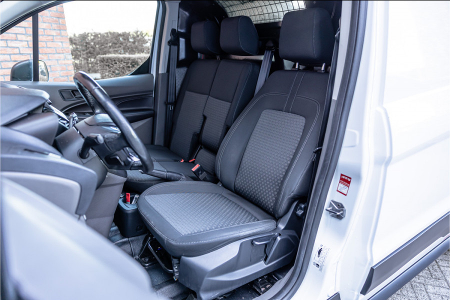 Ford Transit Connect 1.0 Ecoboost L2 | Cruise control | 3-Zitter | Stoelverwarming | PDC V+A | MF Stuur | Airco | Trekhaak | Elek spiegels | DAB | Nieuwe APK