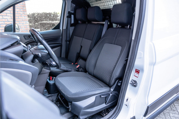 Ford Transit Connect 1.0 Ecoboost L2 | Cruise control | 3-Zitter | Stoelverwarming | PDC V+A | MF Stuur | Airco | Trekhaak | Elek spiegels | DAB | Nieuwe APK