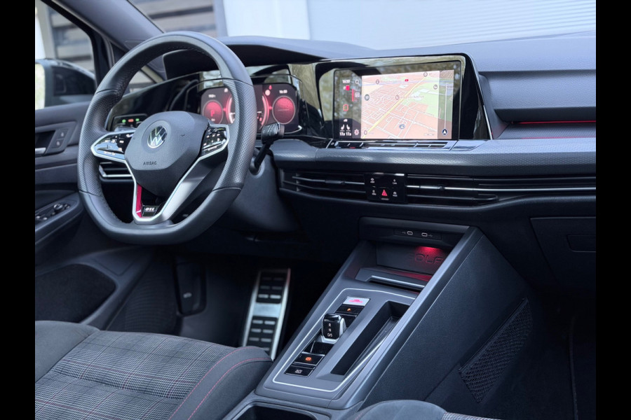 Volkswagen Golf 2.0 TSI GTI Pano/Matrix/Camera