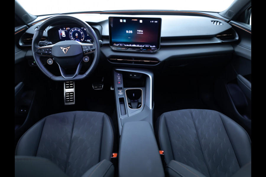 CUPRA Terramar 1.5 TSI e-Hybrid Business| Memory | HuD | 360 Camera | Full Led | Ergo active stoel | Elec. klep | Adap. cruise | Navigatie, Apple carplay/Android auto, Stoel- & Stuurverwarming, All season banden