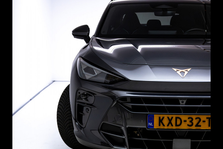 CUPRA Terramar 1.5 TSI e-Hybrid Business| Memory | HuD | 360 Camera | Full Led | Ergo active stoel | Elec. klep | Adap. cruise | Navigatie, Apple carplay/Android auto, Stoel- & Stuurverwarming, All season banden