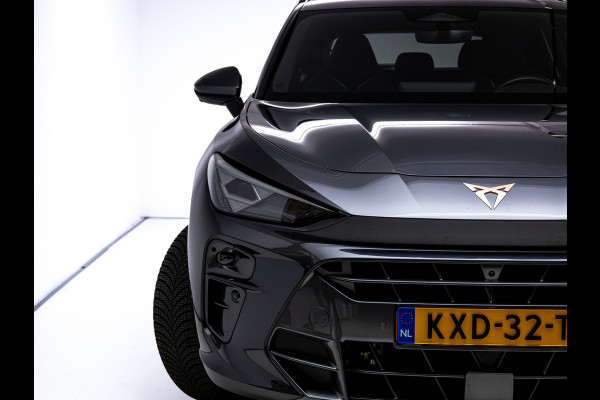 CUPRA Terramar 1.5 TSI e-Hybrid Business| Memory | HuD | 360 Camera | Full Led | Ergo active stoel | Elec. klep | Adap. cruise | Navigatie, Apple carplay/Android auto, Stoel- & Stuurverwarming, All season banden