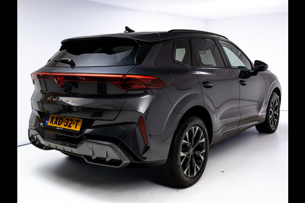 CUPRA Terramar 1.5 TSI e-Hybrid Business| Memory | HuD | 360 Camera | Full Led | Ergo active stoel | Elec. klep | Adap. cruise | Navigatie, Apple carplay/Android auto, Stoel- & Stuurverwarming, All season banden