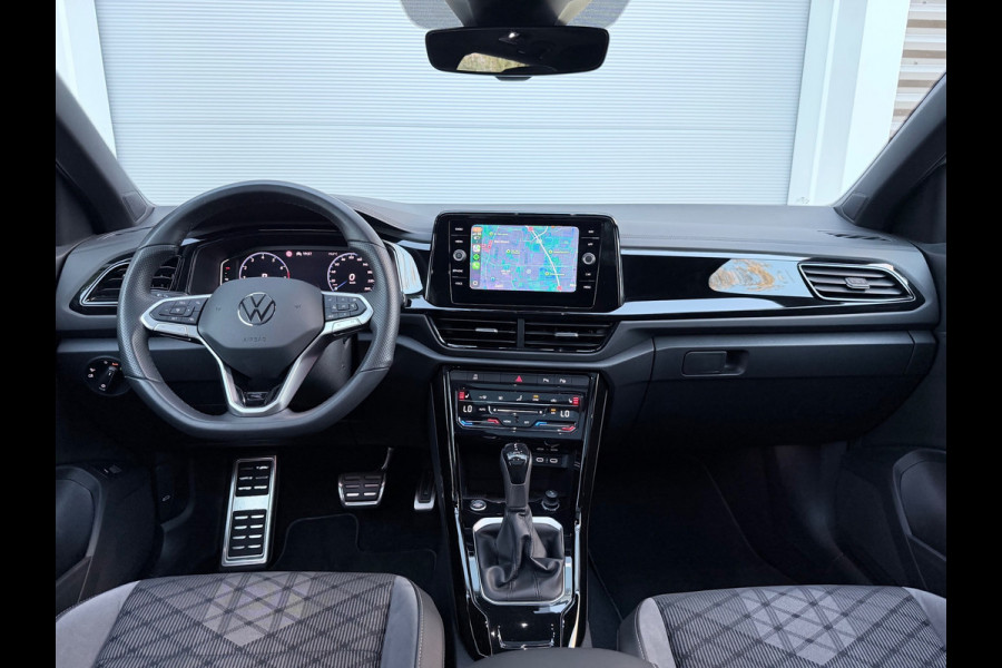 Volkswagen T-Roc 1.5 TSI R-Line Pano/Keyless/Camera
