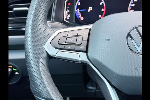 Volkswagen T-Roc 1.5 TSI R-Line Pano/Keyless/Camera