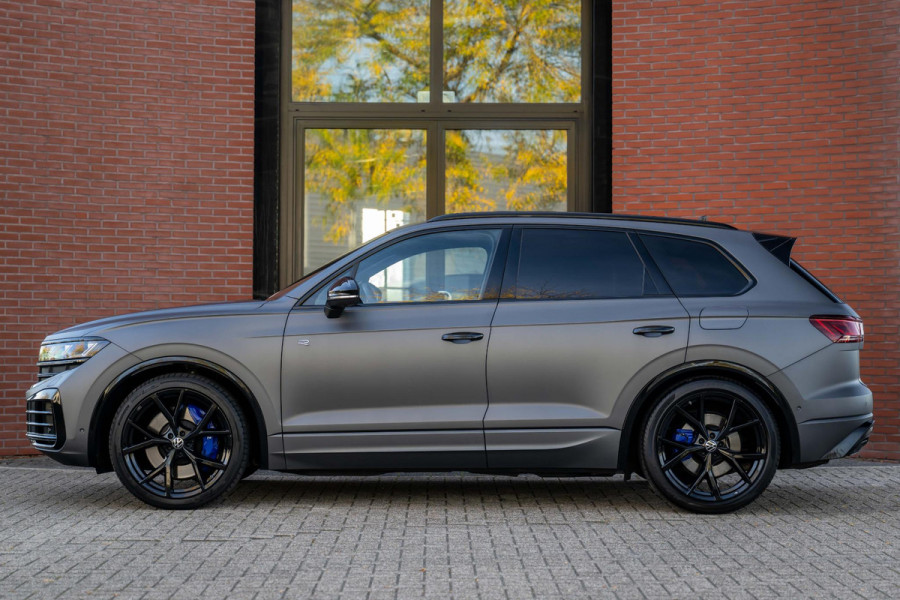 Volkswagen Touareg 3.0 TSI eHybrid R 4M Puglia MATLAK DynAudio