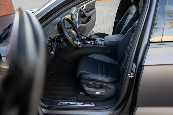 Volkswagen Touareg 3.0 TSI eHybrid R 4M Puglia MATLAK DynAudio