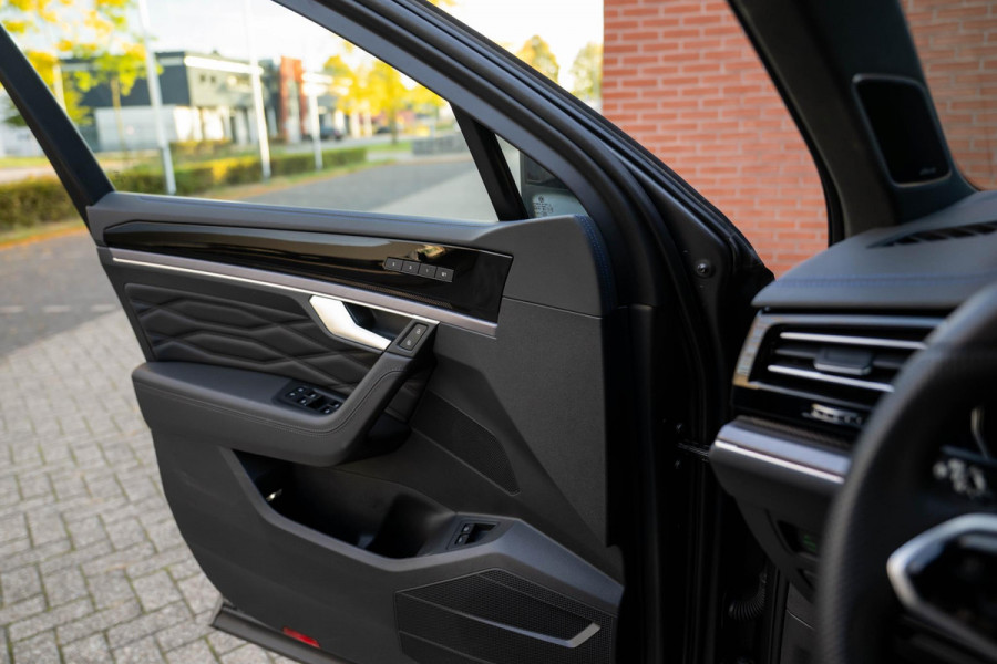 Volkswagen Touareg 3.0 TSI eHybrid R 4M Puglia MATLAK DynAudio