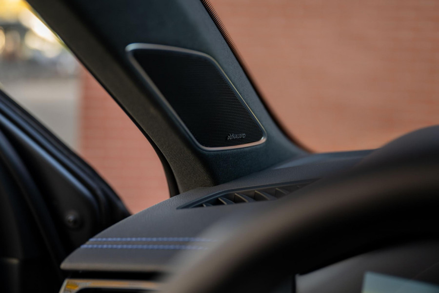 Volkswagen Touareg 3.0 TSI eHybrid R 4M Puglia MATLAK DynAudio
