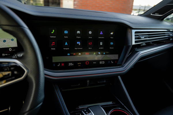 Volkswagen Touareg 3.0 TSI eHybrid R 4M Puglia MATLAK DynAudio