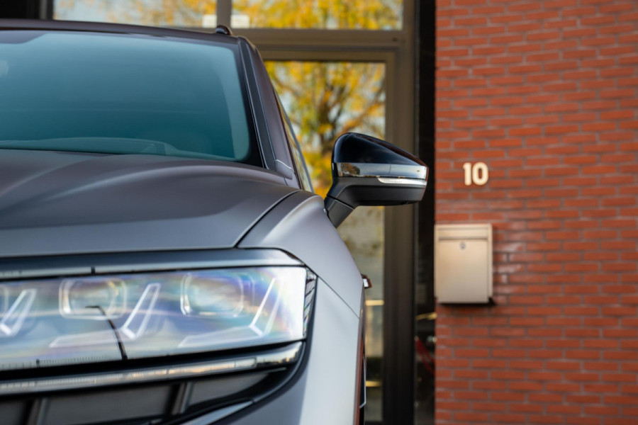 Volkswagen Touareg 3.0 TSI eHybrid R 4M Puglia MATLAK DynAudio