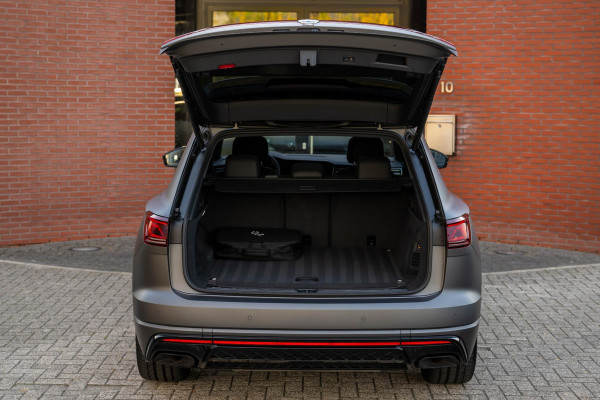 Volkswagen Touareg 3.0 TSI eHybrid R 4M Puglia MATLAK DynAudio