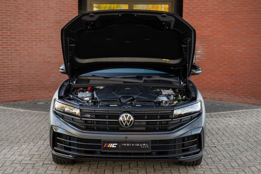 Volkswagen Touareg 3.0 TSI eHybrid R 4M Puglia MATLAK DynAudio