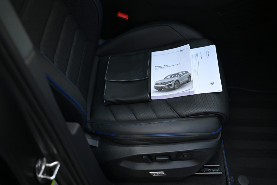 Volkswagen Touareg 3.0 TSI eHybrid R 4M Puglia MATLAK DynAudio