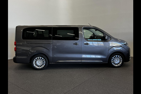 Toyota PROACE Electric Shuttle Long Extra Range Cool 75 kWh 9persoons PERSONENBUS Navigatie Apple Carplay/Android Auto Parkeersensoren Cruise Control Lichtmetalen velgen Getinte ramen Airco