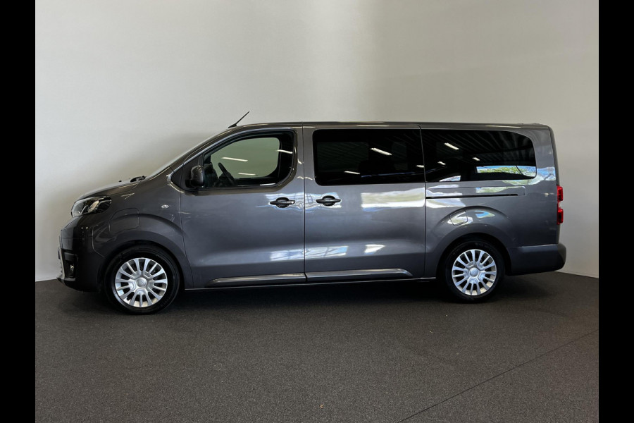 Toyota PROACE Electric Shuttle Long Extra Range Cool 75 kWh 9persoons PERSONENBUS Navigatie Apple Carplay/Android Auto Parkeersensoren Cruise Control Lichtmetalen velgen Getinte ramen Airco