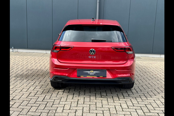 Volkswagen Golf 1.4 eHybrid GTE Black Style* ParkeerCamera * Side Assist * Stuurverwarming *
