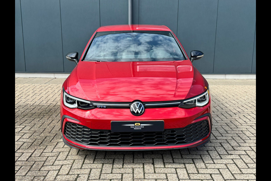 Volkswagen Golf 1.4 eHybrid GTE Black Style* ParkeerCamera * Side Assist * Stuurverwarming *