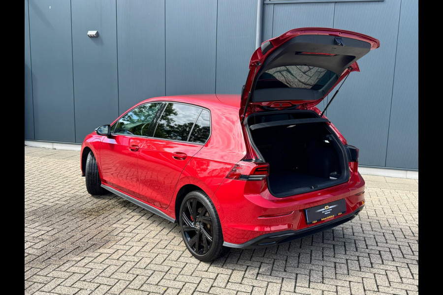 Volkswagen Golf 1.4 eHybrid GTE Black Style* ParkeerCamera * Side Assist * Stuurverwarming *