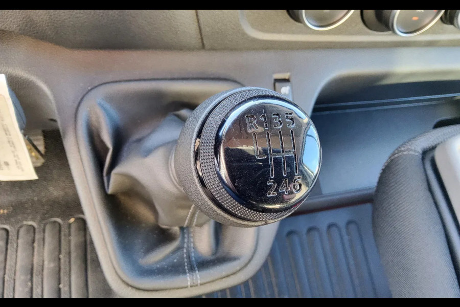 Renault Master 165.35 - V-73-LTJ - LAADBAK-LAADKLEP - EURO 6 - BPM VRIJ!
