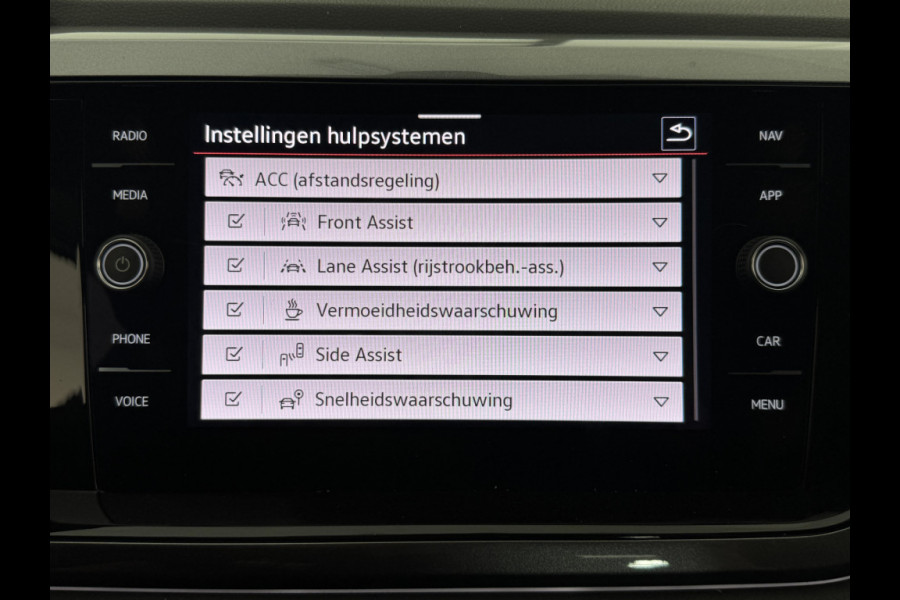 Volkswagen Polo 2.0 TSI GTI TSI 210PK DSG GTI-SPORT IQ-LIGHT/PDC/CARPLAY  ****