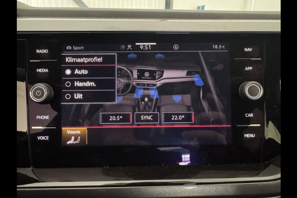 Volkswagen Polo 2.0 TSI GTI TSI 210PK DSG GTI-SPORT IQ-LIGHT/PDC/CARPLAY  ****