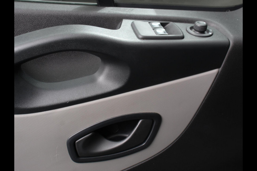Renault Trafic Passenger 1.6 dCi Zen Energy 9persoons PERSONENBUS Prijs incl. btw/bpm Airco Trekhaak Radio Elektrische pakket