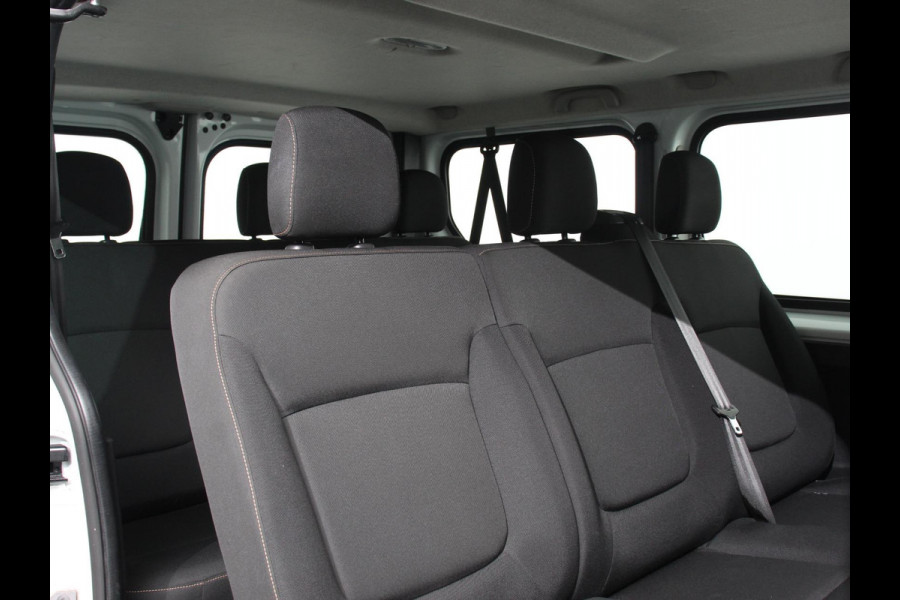 Renault Trafic Passenger 1.6 dCi Zen Energy 9persoons PERSONENBUS Prijs incl. btw/bpm Airco Trekhaak Radio Elektrische pakket