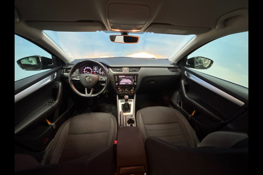 Škoda Octavia Combi 1.0 TSI Greentech Business Edition, Carplay, Navi