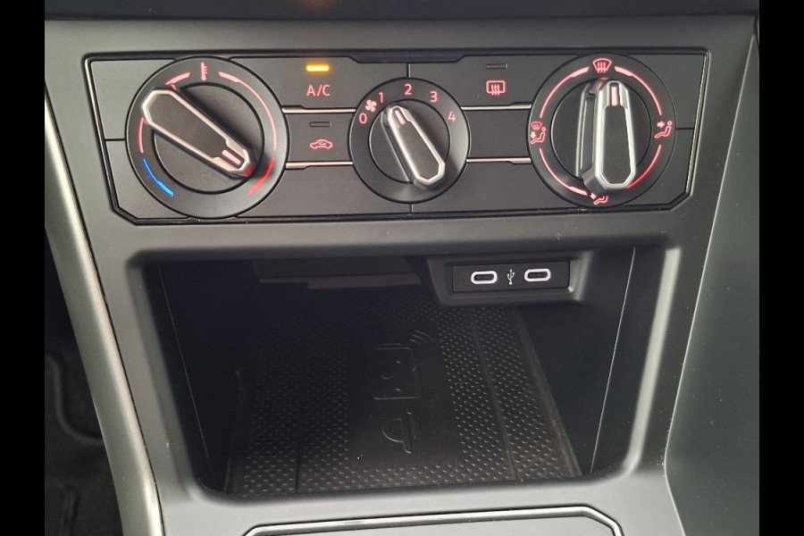 Volkswagen Polo 1.0 TSI Comfortline * Navigatiesysteem * 37.000KM! * Cruise control * LM Velgen *