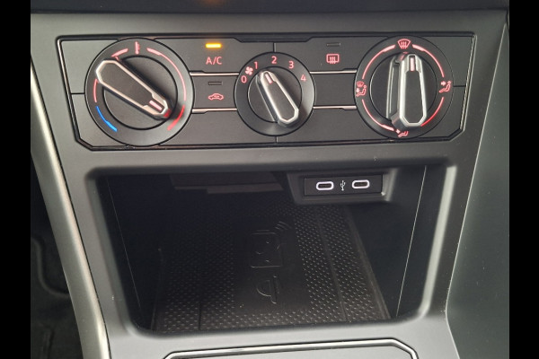 Volkswagen Polo 1.0 TSI Comfortline * Navigatiesysteem * 37.000KM! * Cruise control * LM Velgen *