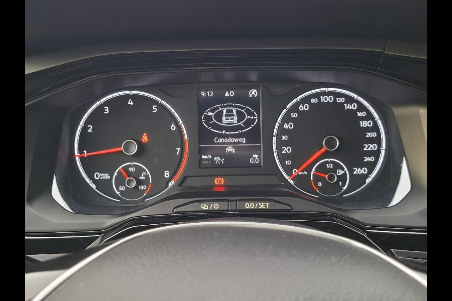 Volkswagen Polo 1.0 TSI Comfortline * Navigatiesysteem * 37.000KM! * Cruise control * LM Velgen *