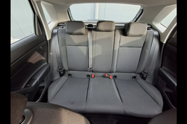 Volkswagen Polo 1.0 TSI Comfortline * Navigatiesysteem * 37.000KM! * Cruise control * LM Velgen *