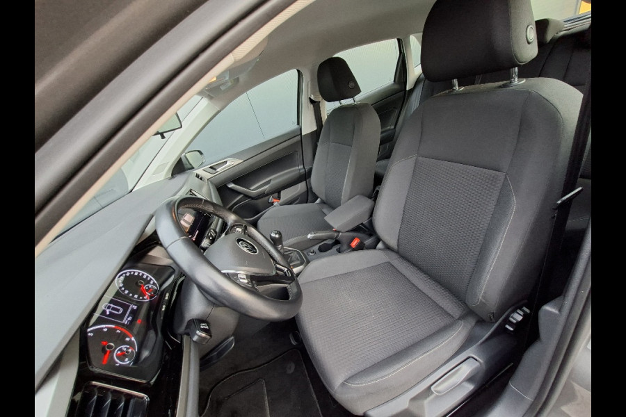 Volkswagen Polo 1.0 TSI Comfortline * Navigatiesysteem * 37.000KM! * Cruise control * LM Velgen *